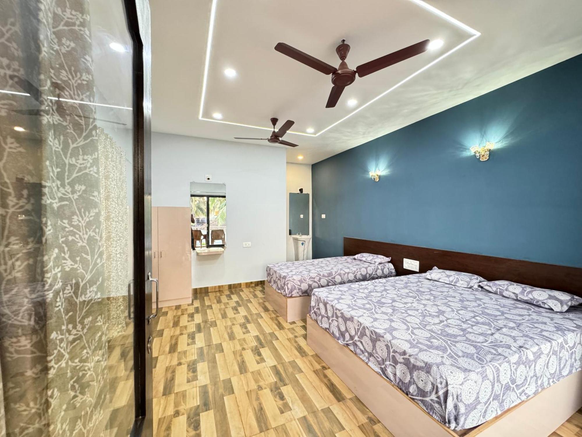 The Glasswater By The Backwater Homestay Kalyānpur Exterior foto