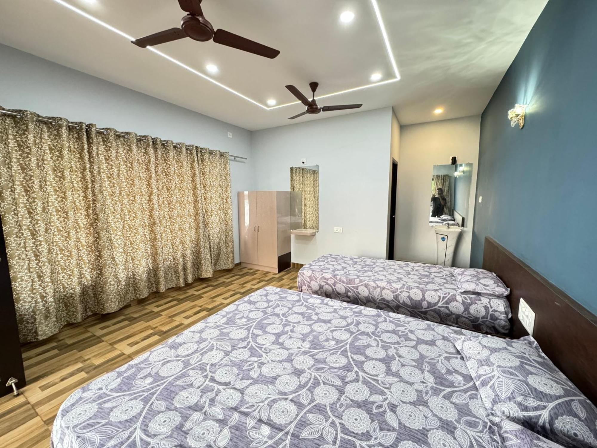 The Glasswater By The Backwater Homestay Kalyānpur Exterior foto